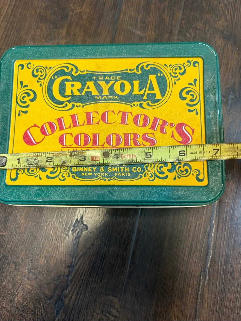 Crayola Collector's Colors Limited Edition Collectible Advertising Tin 1990
